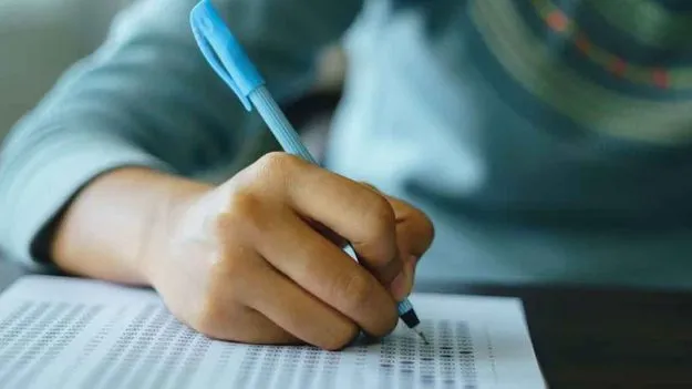  CET exam: జంధ్యం వివాదంలో ప్రిన్సిపాల్‌ తొలగింపు