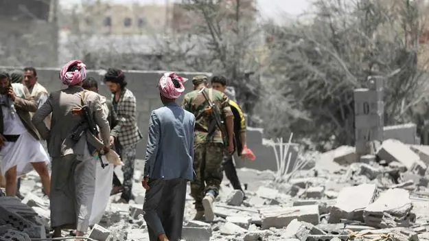  US airstrike: యెమెన్‌ జైలుపై అమెరికా దాడి.. 68మంది మృతి