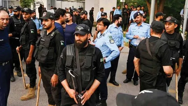  Diplomatic Expulsion: గూఢచర్యం ఆరోపణలతో పాక్‌ హైకమిషన్‌ అధికారిపై బహిష్కరణ 