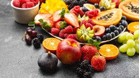 Top Pesticide Fruits: పురుగులమందులు ఎక్కువ ఉండేది ఈ పండ్లలోనే.. జర జాగ్రత్త..