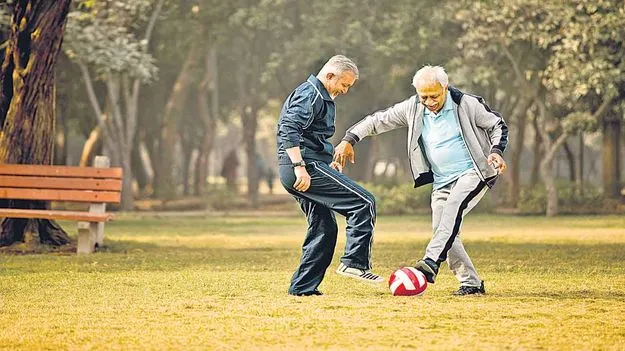 Indian life expectancy: యూత్‌ అంకుల్స్‌.. యంగ్‌ ఆంటీస్‌