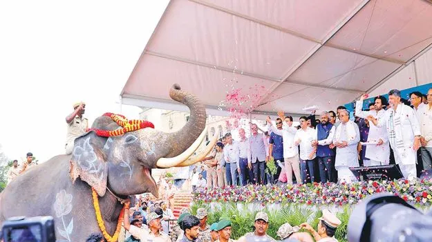 Kumki elephants: కుంకీలు వచ్చేశాయ్‌