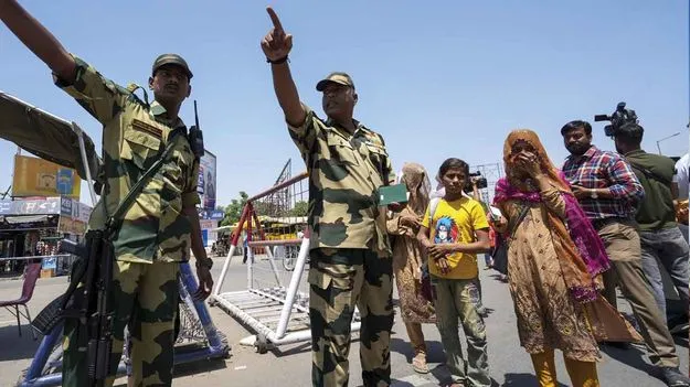 India deportation: రేషన్‌ కార్డు ఇక్కడే ఉంది.. ఓటూ వేస్తున్నాను