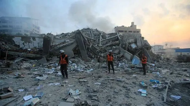Israel Gaza airstrikes: గాజాపై ఇజ్రాయెల్‌ దాడుల్లో 84 మంది మృతి
