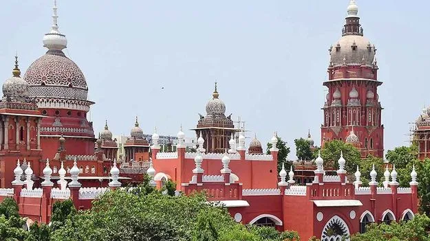 Madras High Court: కులాల పేరుతో సంఘాల రిజిస్ట్రేషన్‌ వద్దు