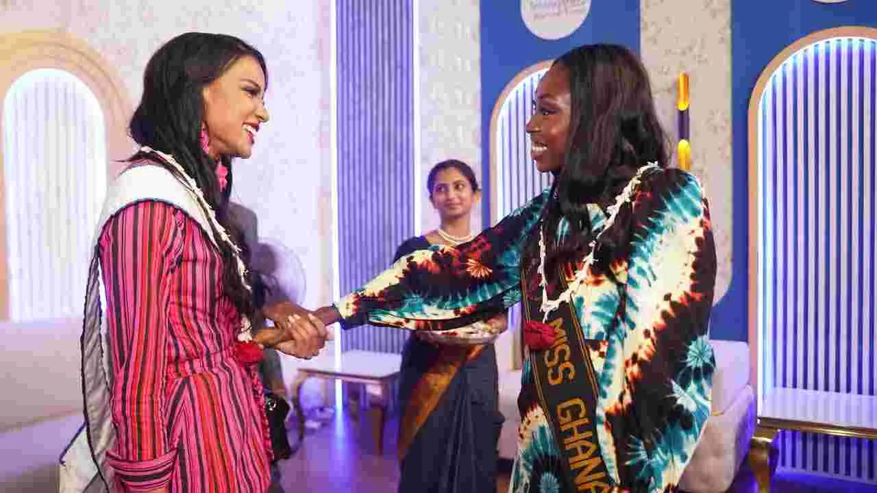Miss World 2025: భాగ్యనగరానికి తరలివస్తున్న అందాలభామలు.. అధికారుల సాదర ఆహ్వానం..