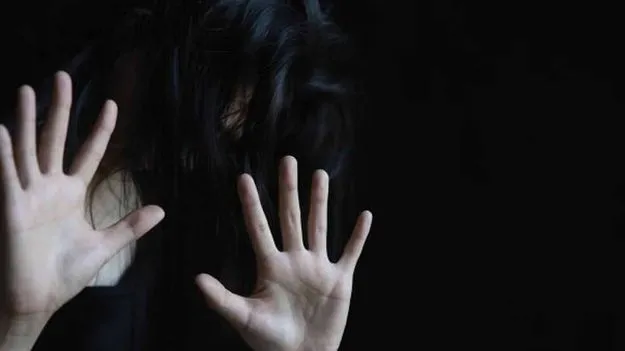 Bengaluru Acid Attack: ఫోన్‌ సౌండ్‌ తగ్గించమన్నందుకు భార్యపై యాసిడ్‌