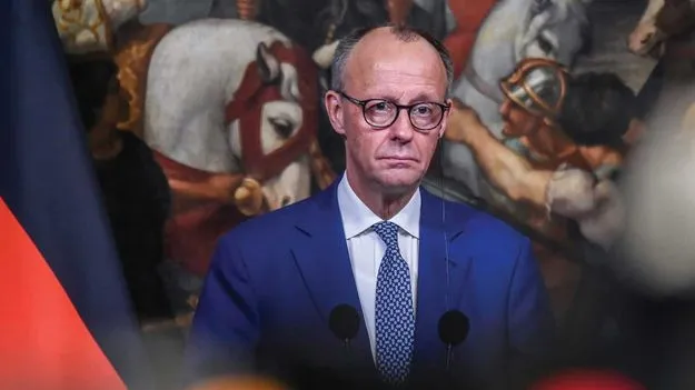 Germany: ఉక్రెయిన్‌ దీర్ఘశ్రేణి ఆయుధాలు వాడటానికి ఓకే 