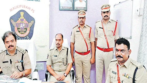 కోనసీమలో 3వేల సీసీ కెమెరాలు