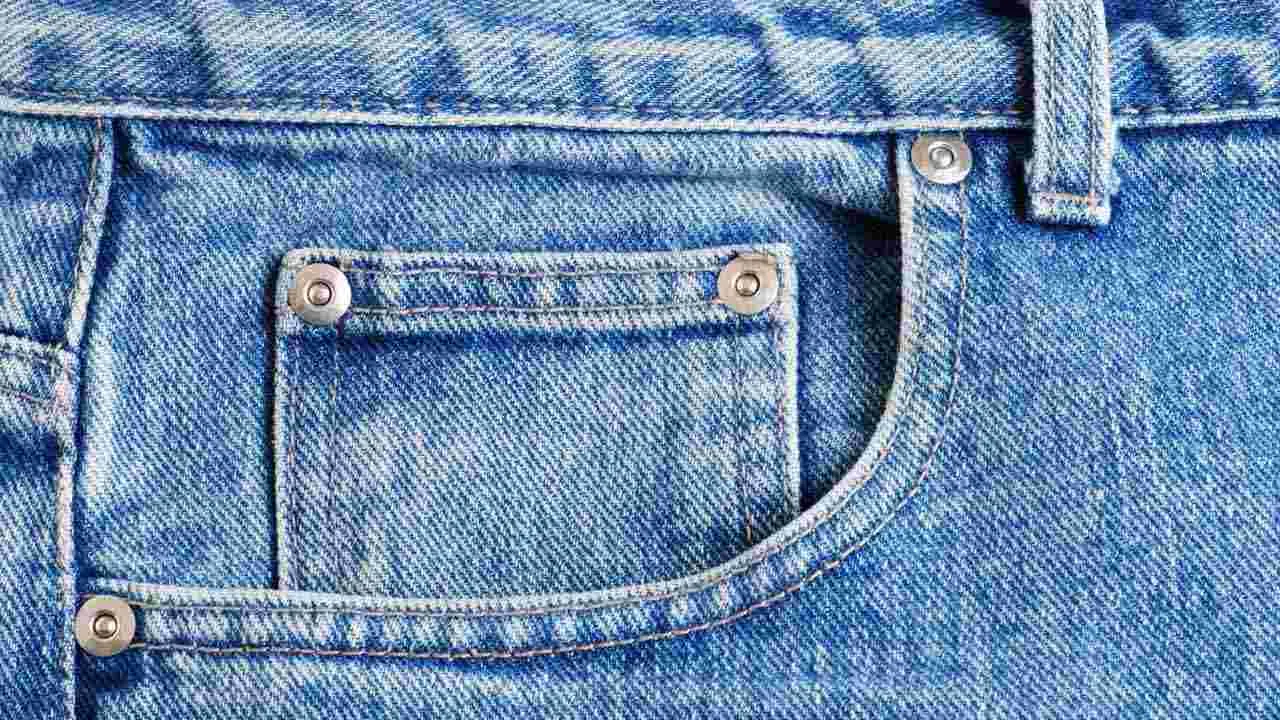 Jeans Pants: జీన్స్ ప్యాంట్లకు మినీ పాకెట్స్ ఎందుకు ఉంటాయో తెలుసా?