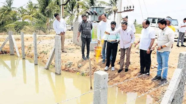  రైతులు మఖానా సాగు చేపట్టాలి