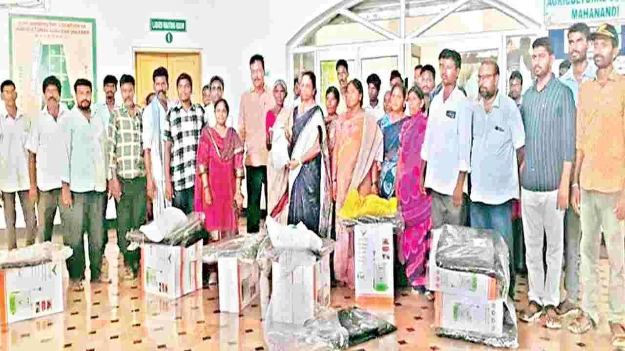 శాస్త్రవేత్తల సూచనలు పాటించాలి   