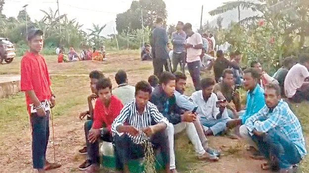 What kind of behavior is this? ఇదేం తీరు!