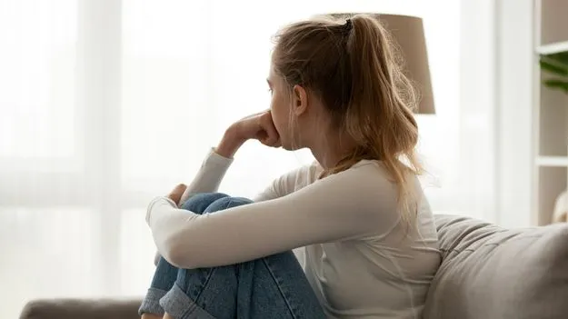 Mental Health Problem: మీ మనసు ఎప్పుడూ విచారంగా ఉంటుందా.. కారణాలు తెలుసుకోండి..