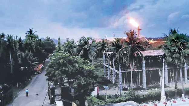 తప్పిన పెను ప్రమాదం