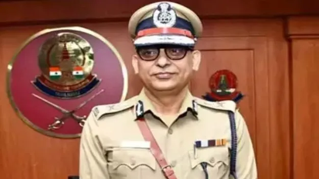 DGP: హెల్మెట్‌ ధరించకుంటే సస్పెన్షన్‌ 