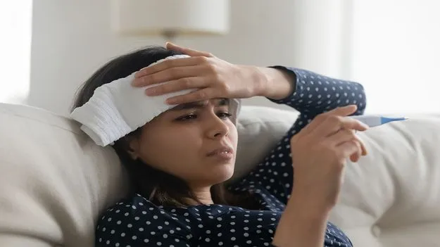 Viral Fevers: సీజన్ కాకున్నా.. వ్యాపిస్తున్న వైరల్‌ జ్వరాలు