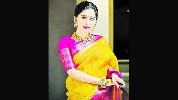 Chennai: 48 గంటల్లో తొలగించాలి... లేకుంటే లీగల్‌ చర్యలు 