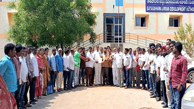 ఉద్యోగుల సమస్యలు పరిష్కరించాలి