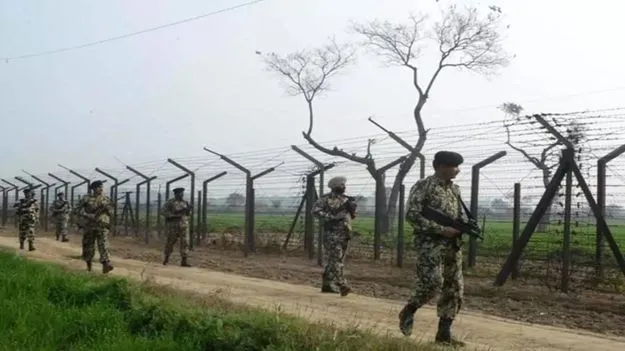 Operation Sindoor: అప్పుడే ఇళ్లకు రాకండి.. సరిహద్దు గ్రామ ప్రజలకు కీలక సూచన