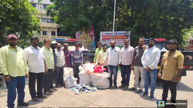 సింగిల్‌ యూజ్‌ ప్లాస్టిక్‌ వస్తువుల సీజ్‌