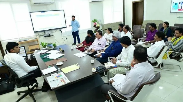 త్వరగా అభివృద్ధి పనులు పూర్తి చేయండి