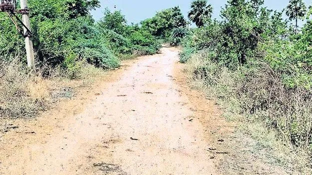  సా..గుతున్న రోడ్డు విస్తరణ పనులు