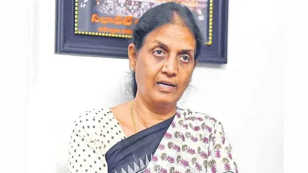 Sabitha Indra Reddy: కన్నీళ్లతో మెట్లెక్కానంటూ.. గుర్తు చేసుకున్న మాజీ మంత్రి సబిత