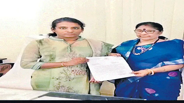 సామర్లకోట చైర్‌పర్సన్‌ పదవికి రాజీనామా