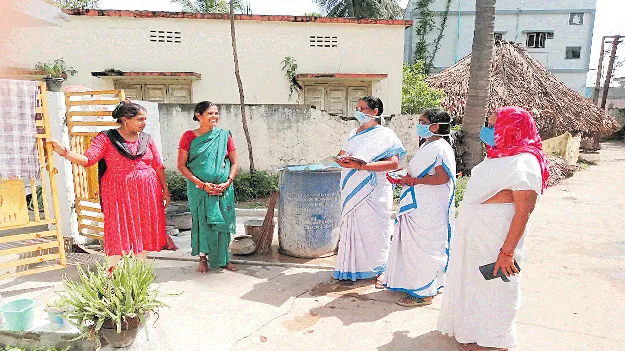 సత్యవాడలో అధికారులు అప్రమత్తం 