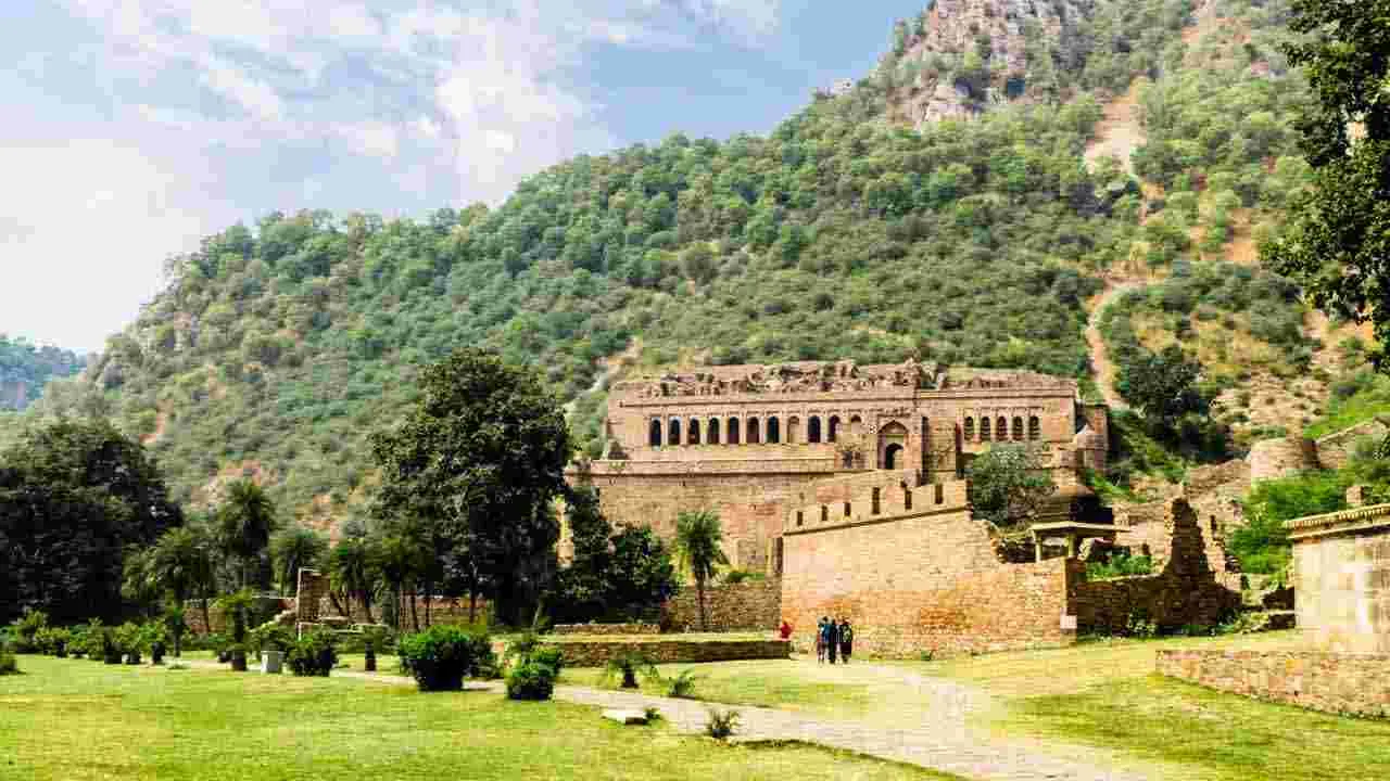 Terrible Tourist Places: భారతదేశంలోని అత్యంత భయంకరమైన 5 టూరిస్టు ప్రాంతాలు ఇవే.. 