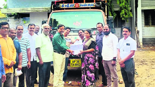  పండుగలా ప్రారంభించాలని..