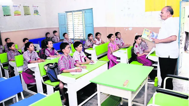 చదువుతో పాటు సంస్కారం