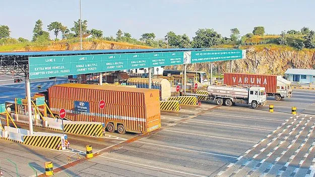 Smart Toll System: ఎంత దూరం వెళితే అంతే టోల్