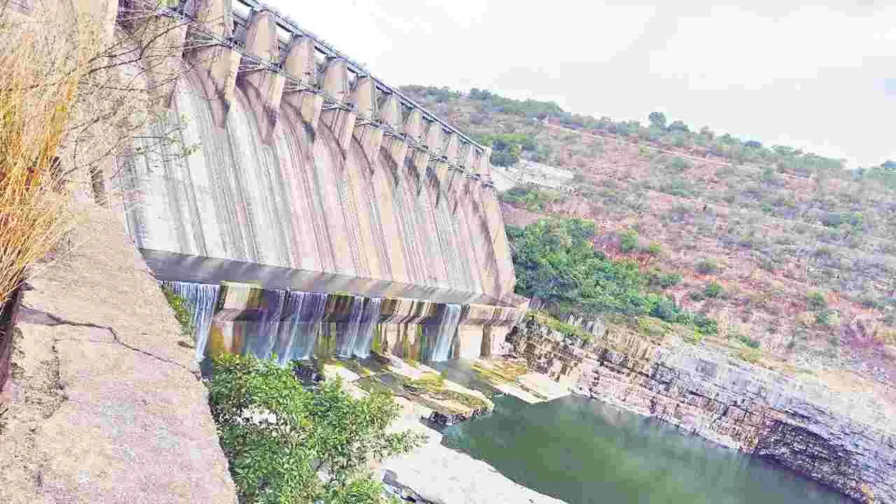 Srisailam Dam : ఆర్థిక శాఖతోనే అసలు పేచీ