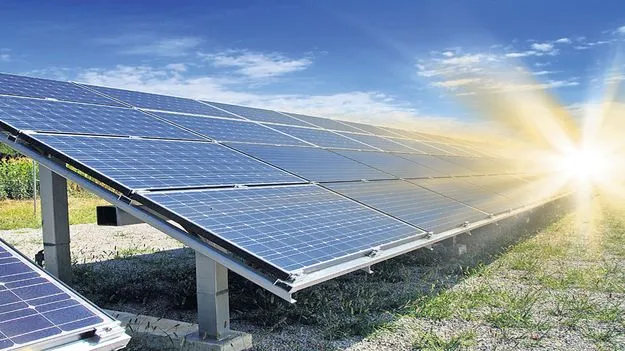 జిల్లా కేంద్రంలో సోలార్‌ పవర్‌ ప్లాంట్‌