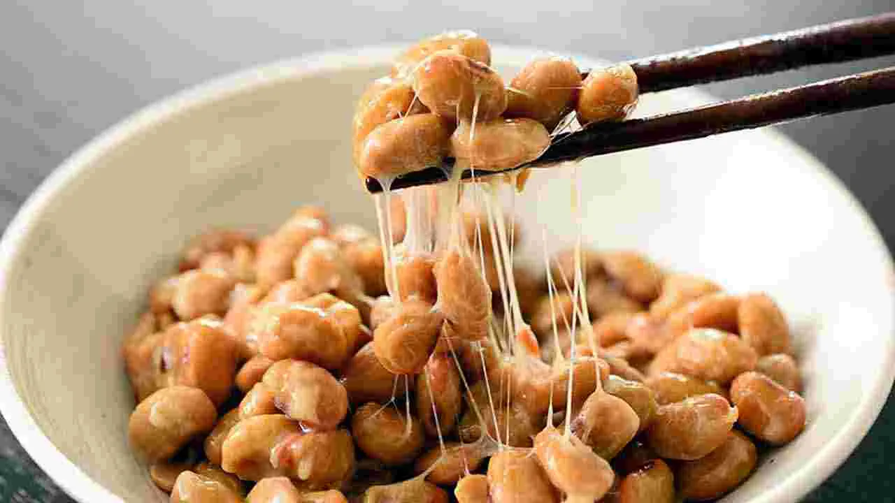 Protein Food: గుడ్ల కంటే ఎక్కువ ప్రొటీన్ లభించే 7 ఆహారాలివే..
