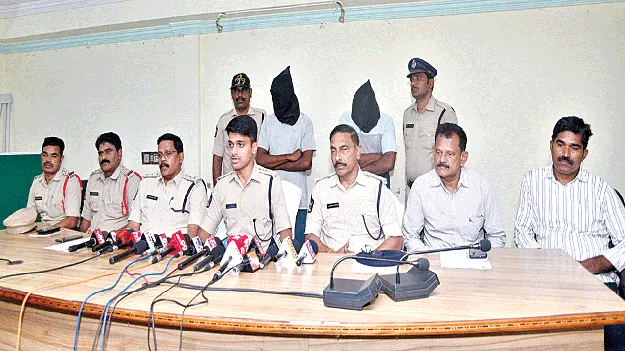crime news: ఫేమస్‌ అవ్వడానికే.. చర్చి గోడలపై రాతలు