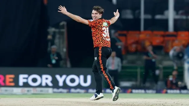 IPL 2025 DC vs SRH: కమిన్స్ జోరు.. సన్‌రైజర్స్ ముందు స్వల్ప టార్గెట్