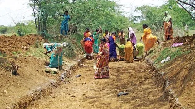 MNREGA Wages Released : ఉపాధిహామీ సిబ్బందికి వేతనాల చెల్లింపు