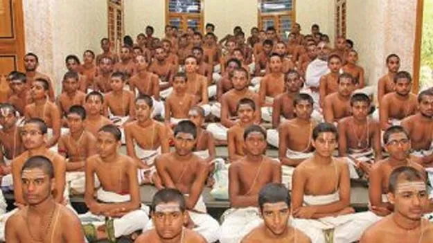 TTD admissions 2025: టీటీడీ వేద పాఠశాలల్లో ప్రవేశాలకు దరఖాస్తుల ఆహ్వానం