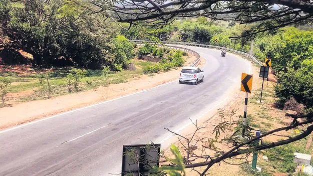 ఆదమరిస్తే అంతే సంగతులు