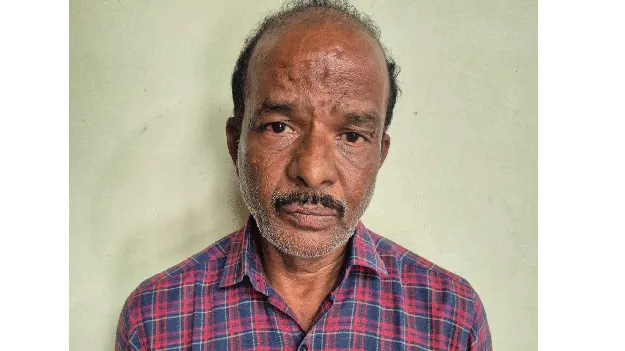 ‘మాంగల్యపూజ’ అంటూ ముంచేస్తాడు