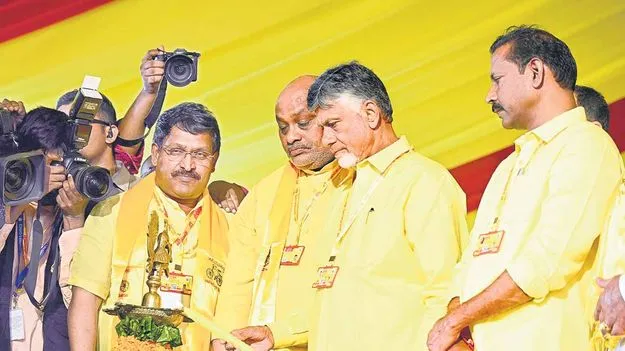 TDP: కార్యకర్తే అధినేత