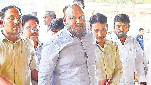  Mining Extortion: మాజీ మంత్రి విడదల రజిని మరిది గోపి అరెస్టు