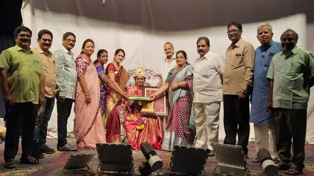 అలరించిన హక్కు, దేవరాగం నాటికలు