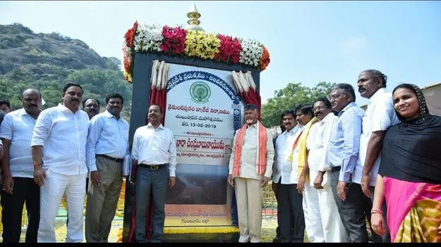 వైకుంఠపురం-దాములూరు బ్యారేజీ ఎప్పుడు?