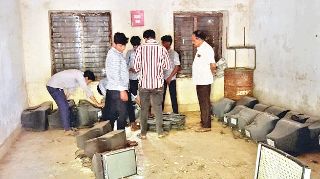 బొబ్బిలి ఐటీఐలో విచారణ