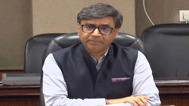 Operation Sindoor: ఆపరేషన్ సిందూర్‌పై పార్లమెంటరీ ప్యానల్‌కు విక్రమ్ మిస్రీ వివరణ 