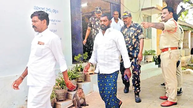 YSRCP Leaders Arrests: కుంటిమద్ది హెలిప్యాడ్ ఘటనలో 10 మంది వైసీపీ నేతల అరెస్టు